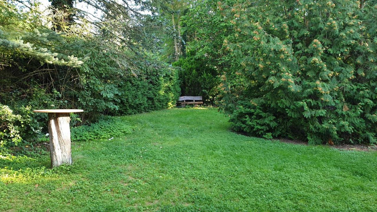Ferienhaus Mit Grossem Garten باد غاندرسهايم المظهر الخارجي الصورة